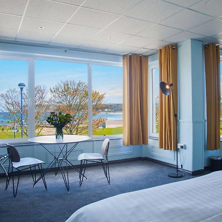 Marine Hotel Ballycastle Exteriör bild